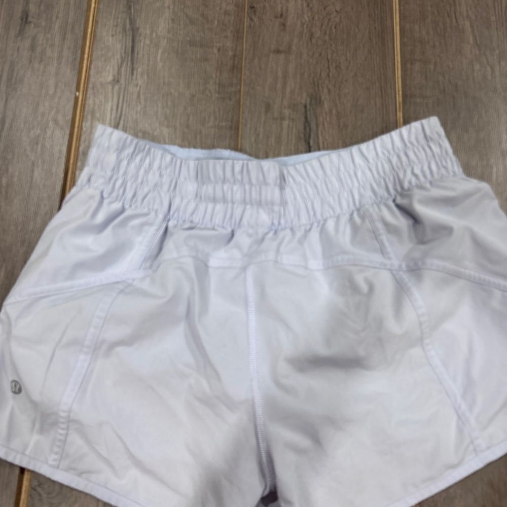 Lululemon Tracker Short V 4” - Picture 2 of 3